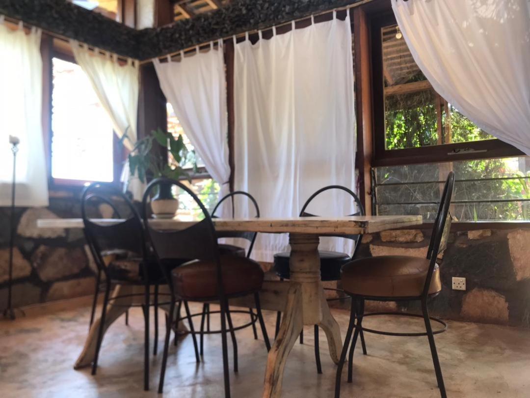 Apartment On The Nile Ernest Hemingway Jinja